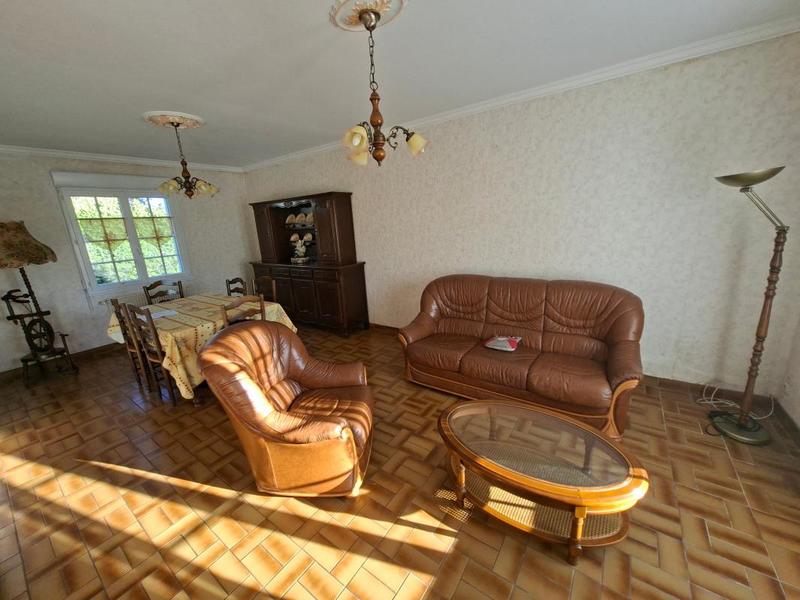 Maison - 106 m² - 5 pièces