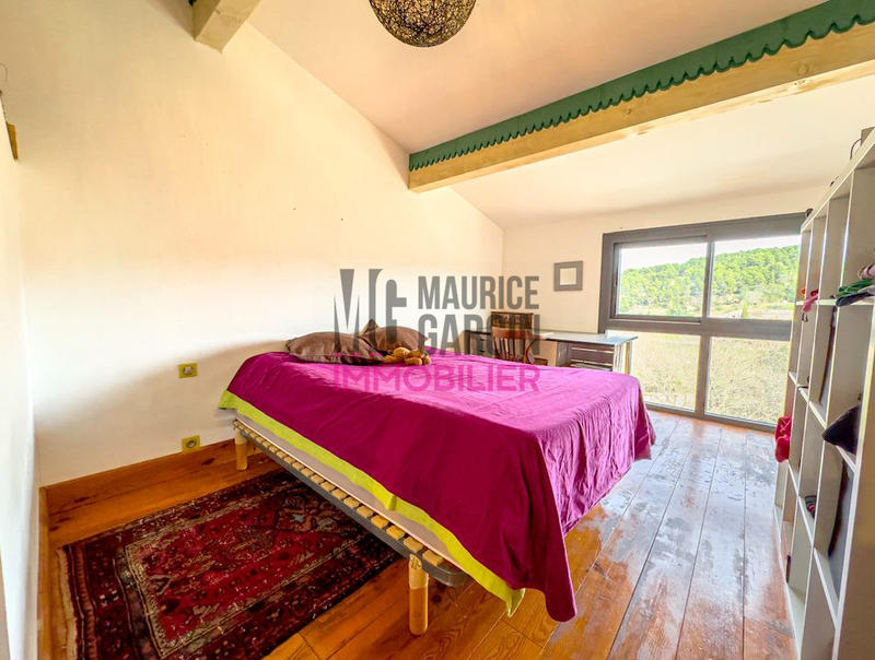 Maison - 228 m² - 5 pièces