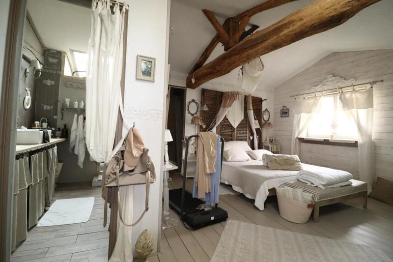 Maison en pierre - 350 m² - 8 pièces