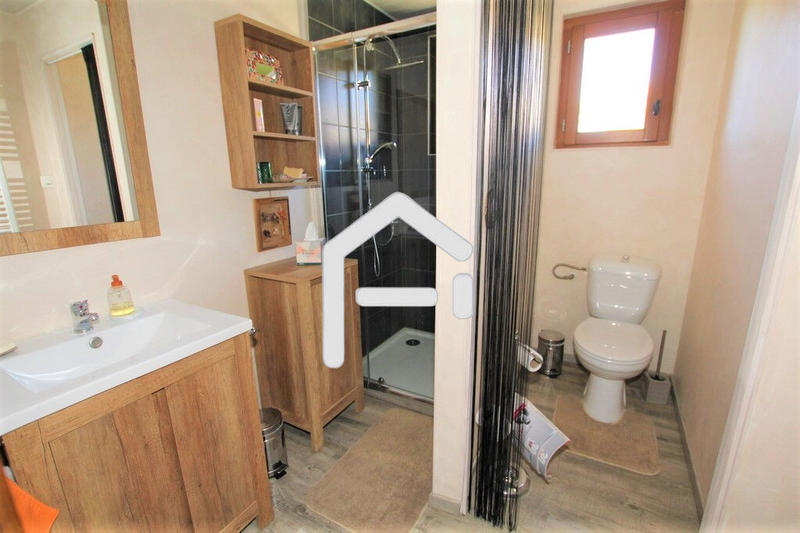 Corps de ferme - 375 m² - 11 pièces