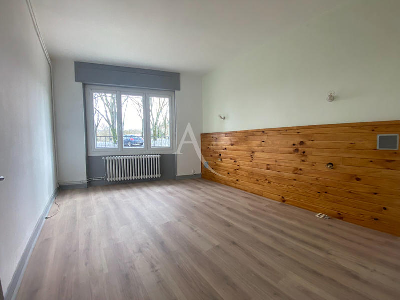 Appartement - 102 m² - 4 pièces