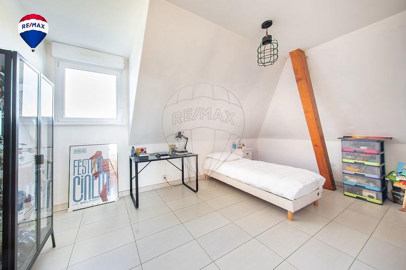 Maison - 142 m² - 5 pièces