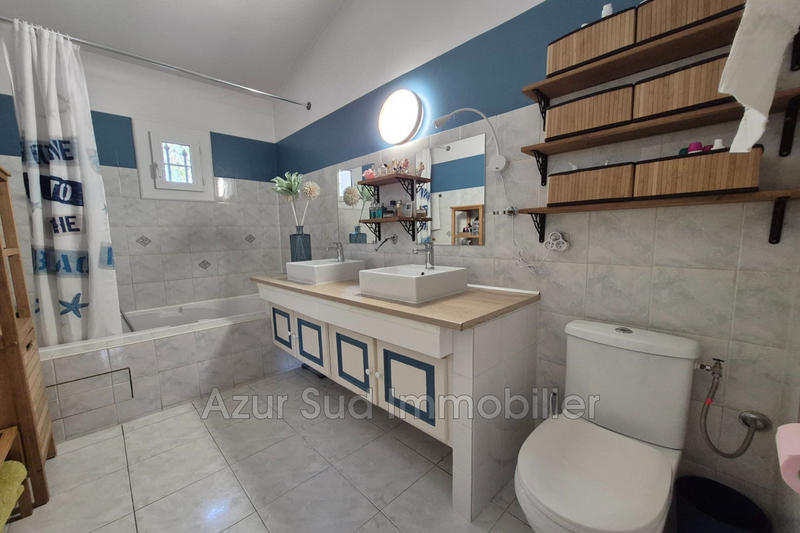 Maison - 147 m² - 5 pièces