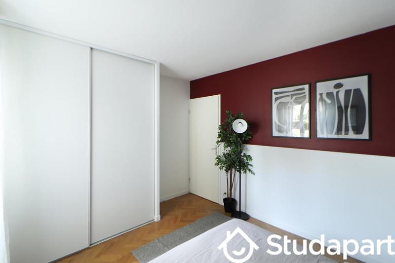 Chambre - 10 m² - 1 pièce