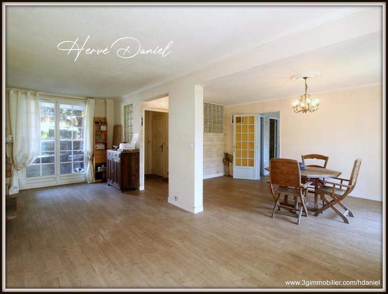 Maison jumelée - 149 m² - 7 pièces