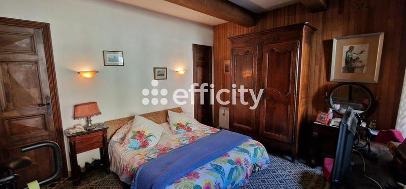 Maison - 152 m² - 6 pièces