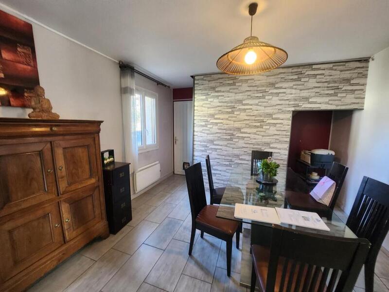 Maison - 104 m² - 6 pièces