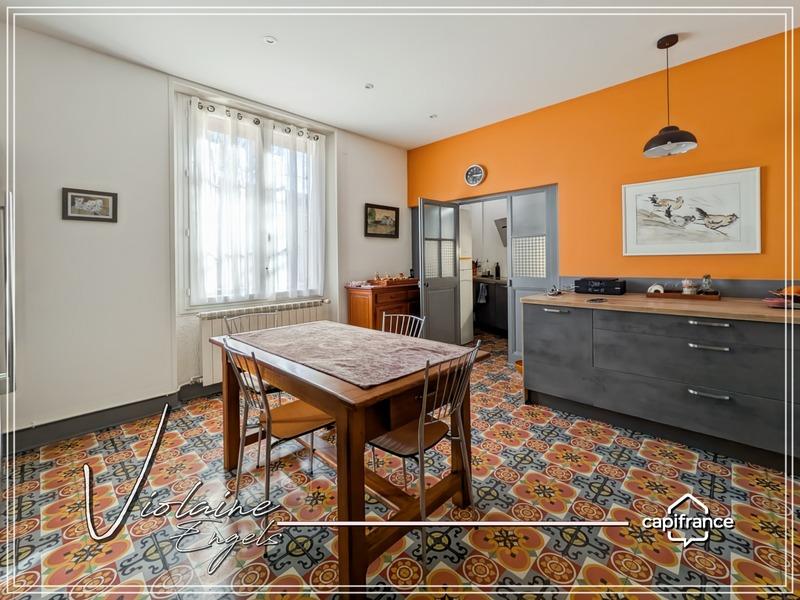 Maison - 170 m² - 7 pièces