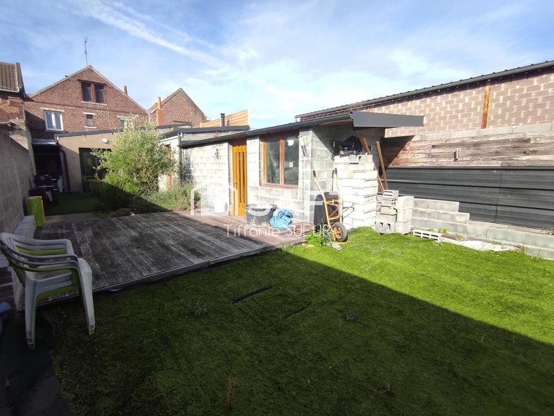 Maison - 149 m² - 8 pièces