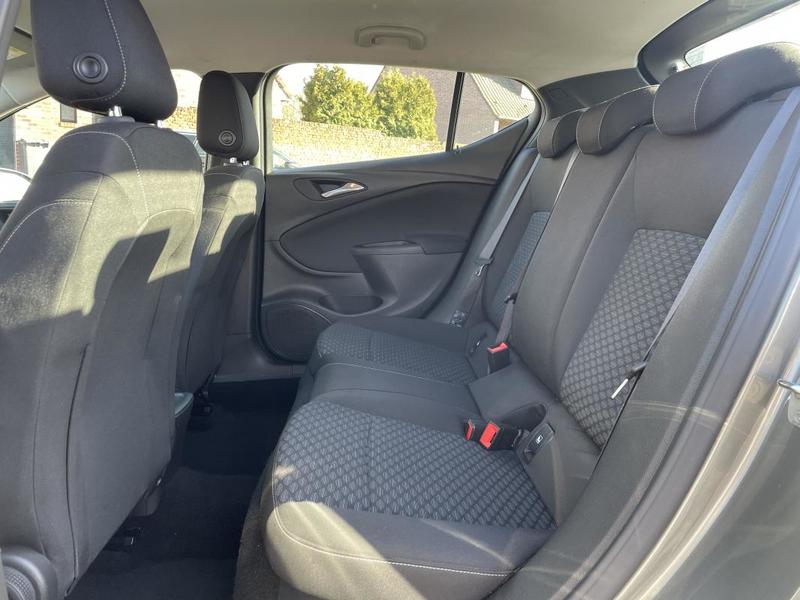 Opel Astra Edition 1.2t 110cv Bvm6 1ère Main 29500km! Moteur Opel