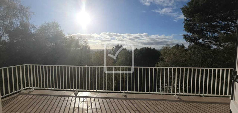 Maison - 149 m² - 6 pièces