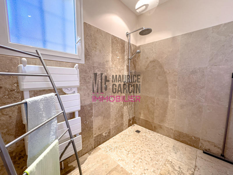 Maison - 147 m² - 6 pièces