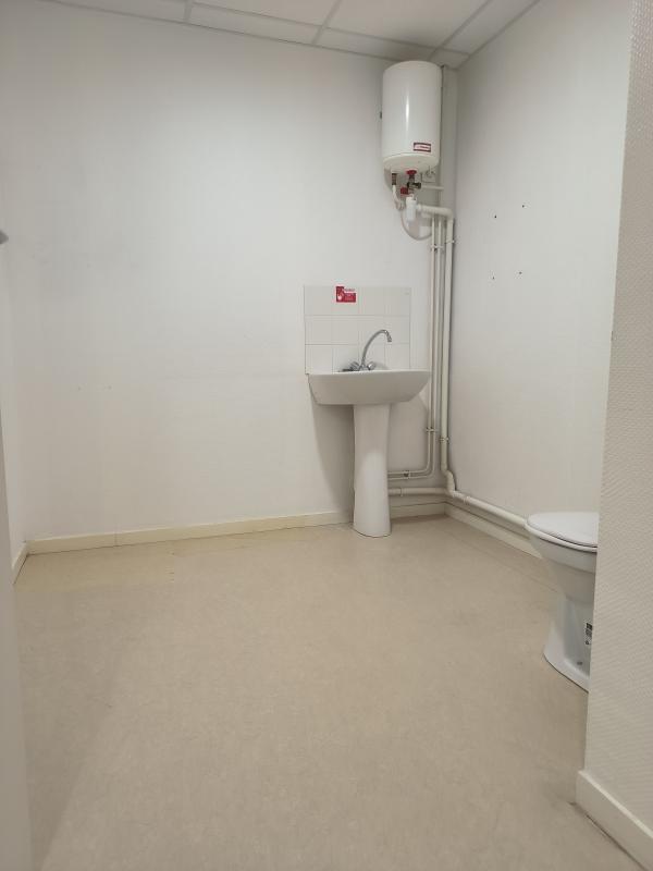 Bureau - 89 m² - 5 pièces