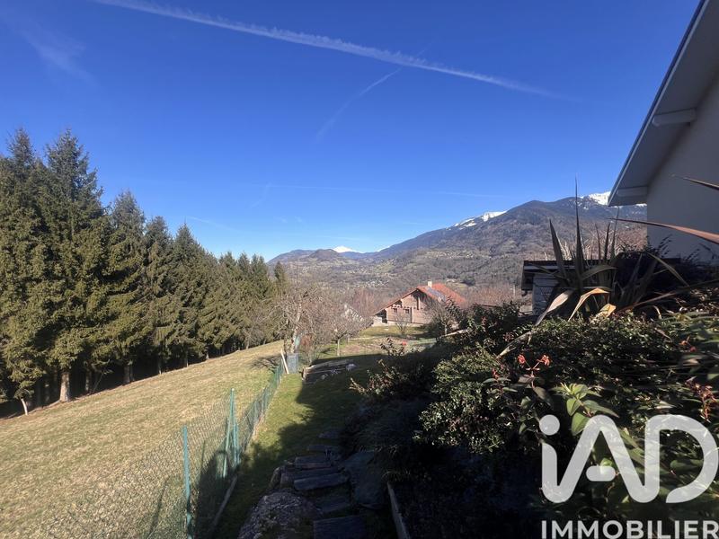 Maison - 185 m² - 6 pièces