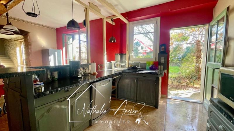 Maison - 254 m² - 8 pièces