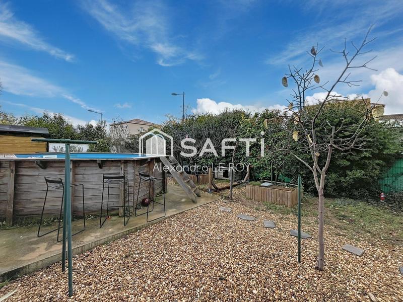 Maison - 90 m² - 4 pièces