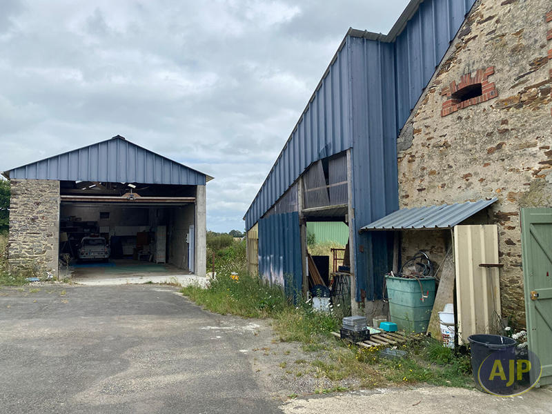 Demeure - 191 m² - 7 pièces