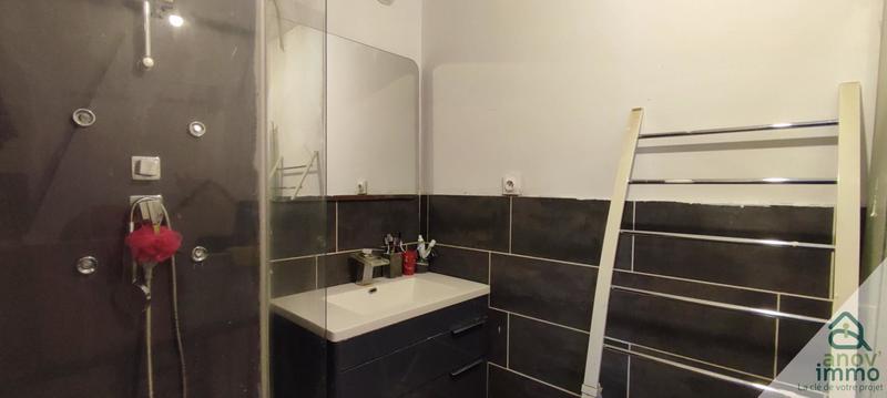 Appartement - 102 m² - 5 pièces