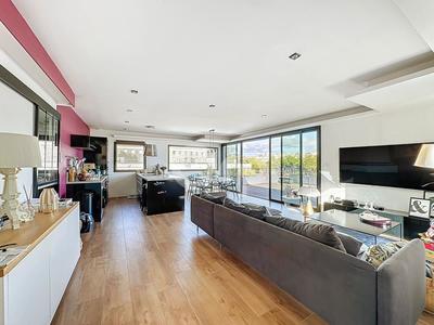 Appartement - 114 m² - 4 pièces