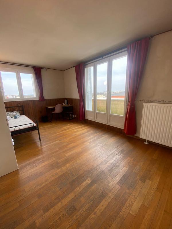 Appartement - 94 m² - 5 pièces