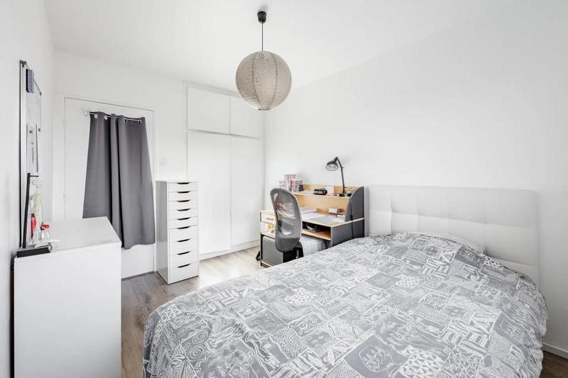 Appartement - 85 m² - 4 pièces