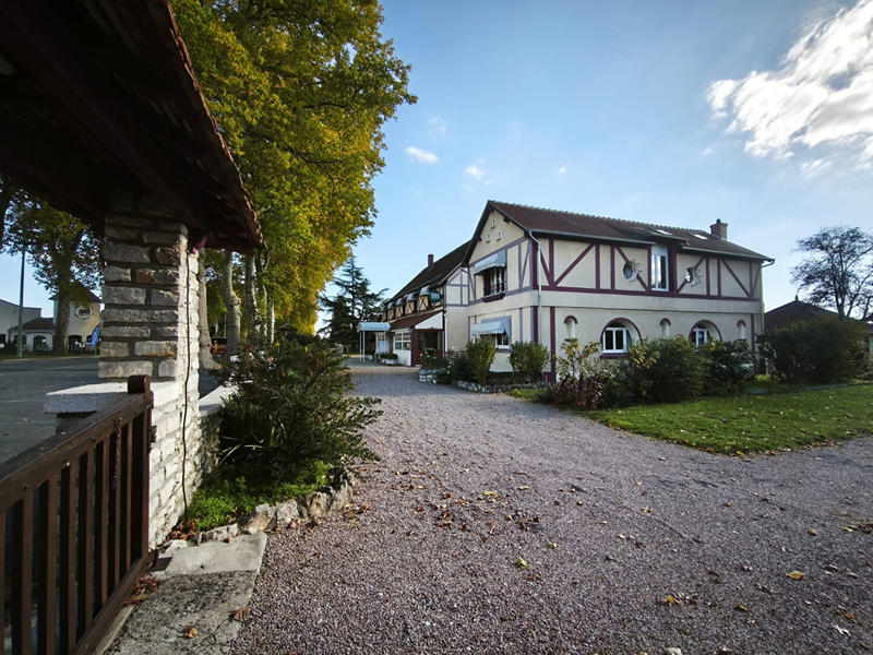 Fonds de commerce - 706 m²