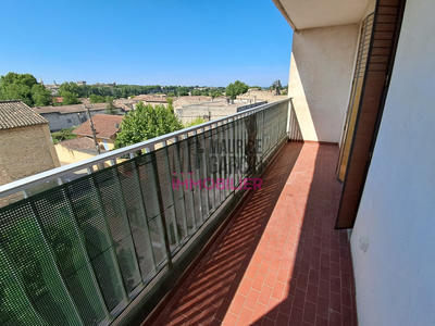 Appartement - 75 m² - 3 pièces