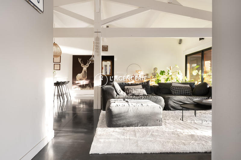 Maison - 175 m² - 6 pièces