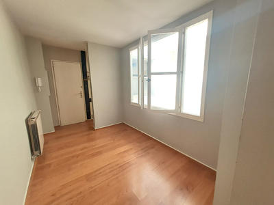 Appartement - 76 m² - 2 pièces