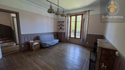 Maison - 149 m² - 7 pièces