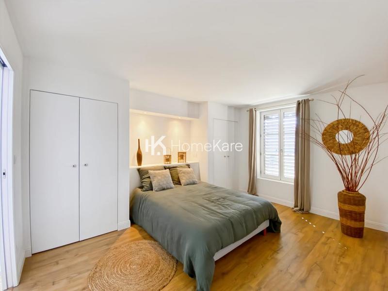 Villa - 180 m² - 5 pièces