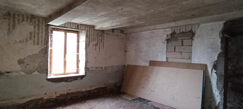 Maison - 200 m² - 4 pièces