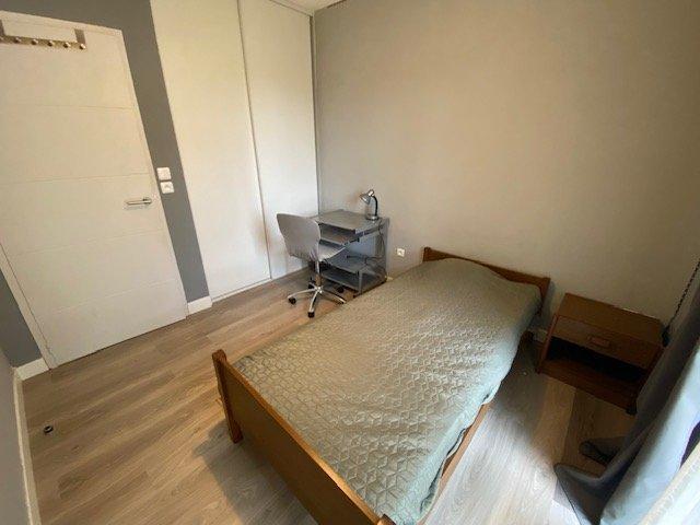 Appartement - 87 m² - 5 pièces