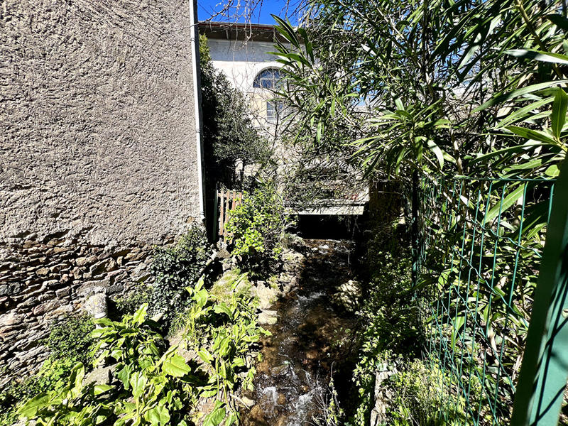 Maison - 145 m² - 14 pièces