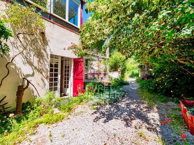 Mas - 270 m² - 10 pièces