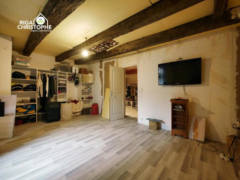 Maison en pierre - 115 m² - 6 pièces