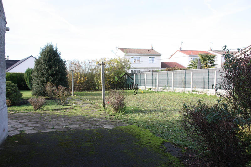 Maison - 83 m² - 5 pièces