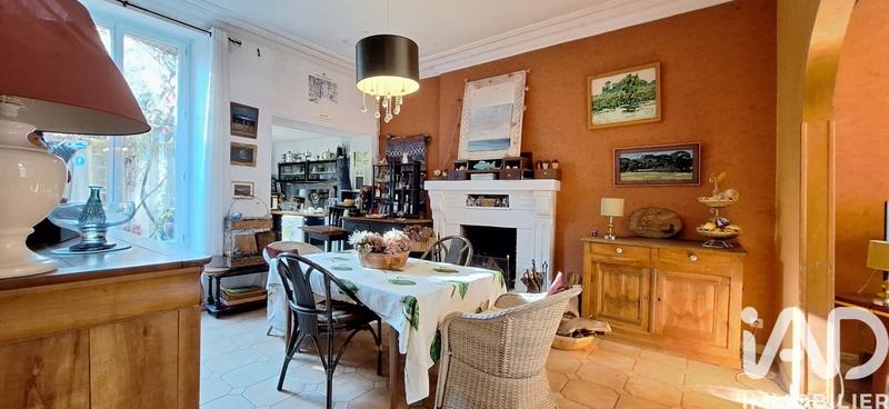 Maison de ville - 218 m² - 7 pièces