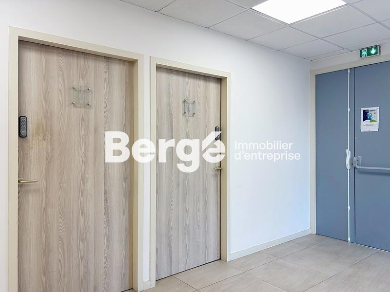 Bureau - 167 m²