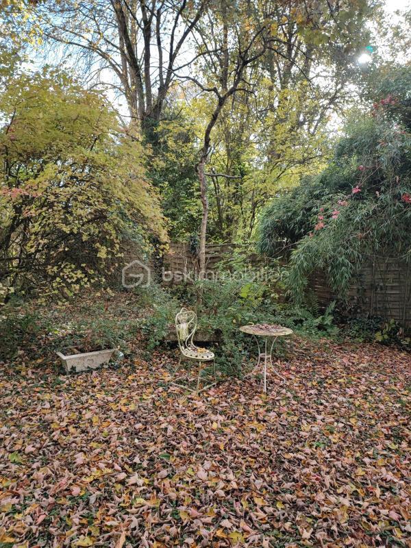 Maison de maîtres - 310 m² - 12 pièces