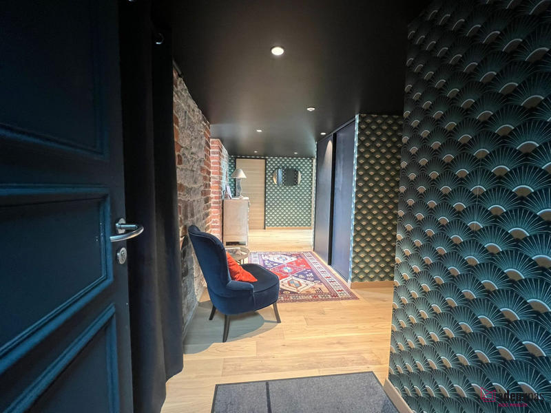 Appartement - 150 m² - 6 pièces