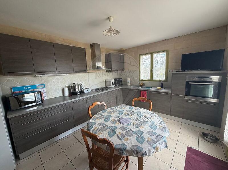 Maison - 95 m² - 4 pièces