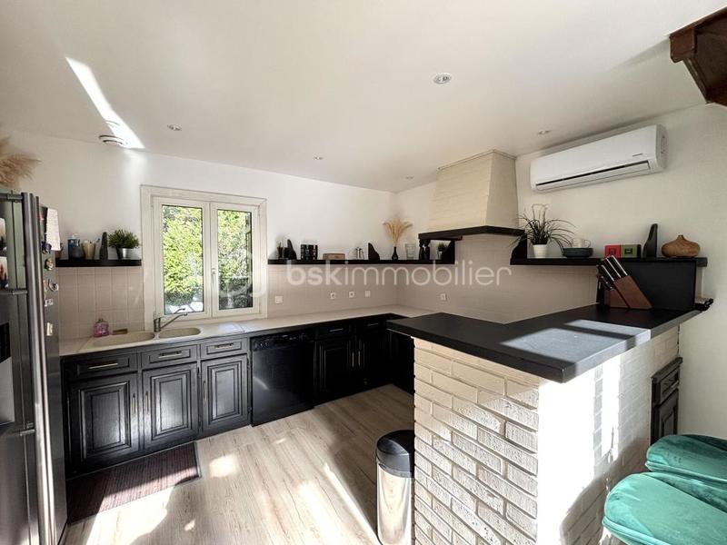 Maison - 141 m² - 6 pièces