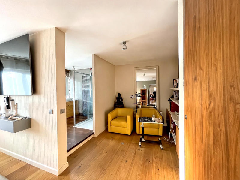 Duplex - 187 m² - 5 pièces