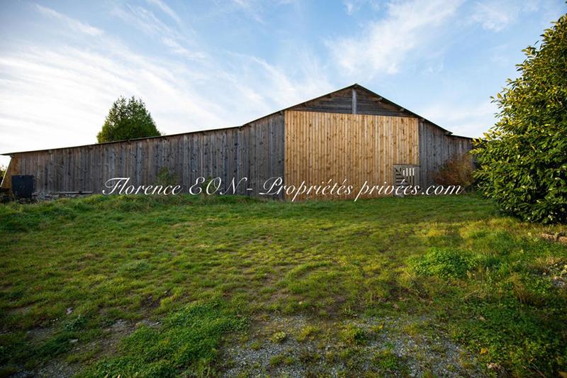 Maison - 225 m² - 7 pièces