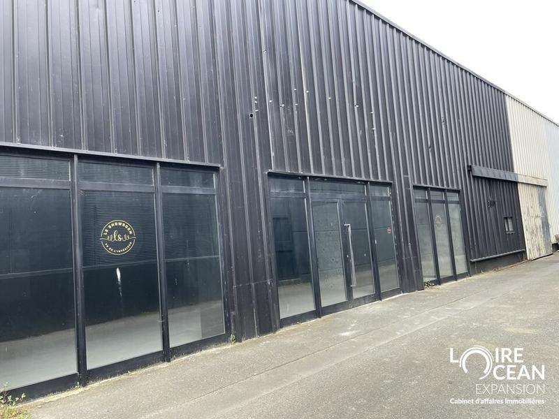 Local commercial - 469 m²