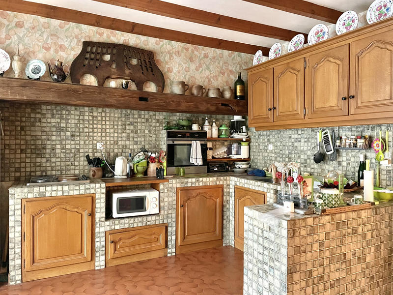 Maison - 242 m² - 7 pièces