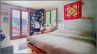 Maison - 223 m² - 11 pièces