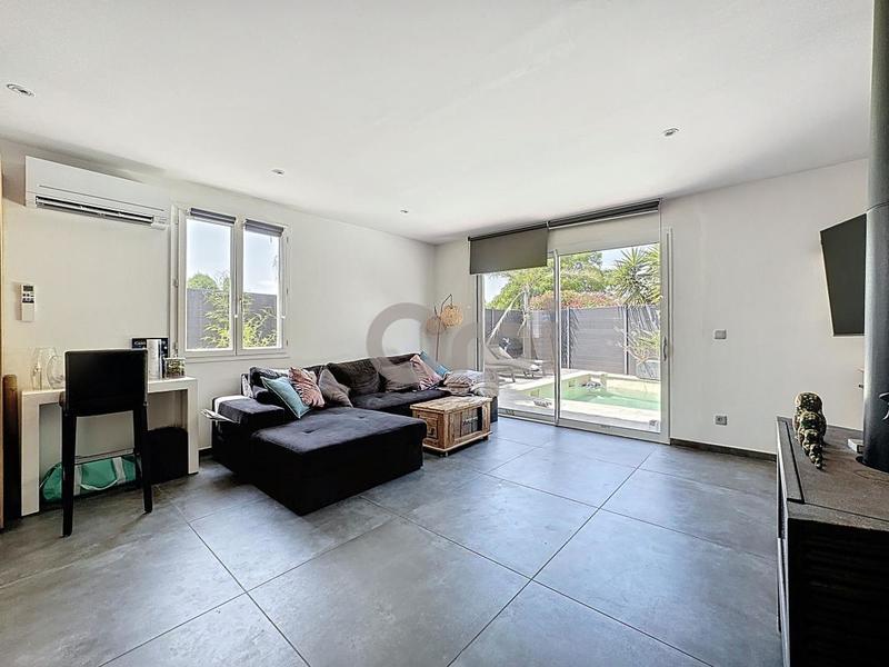 Maison - 111 m² - 6 pièces