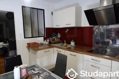 Chambre - 13 m² - 1 pièce